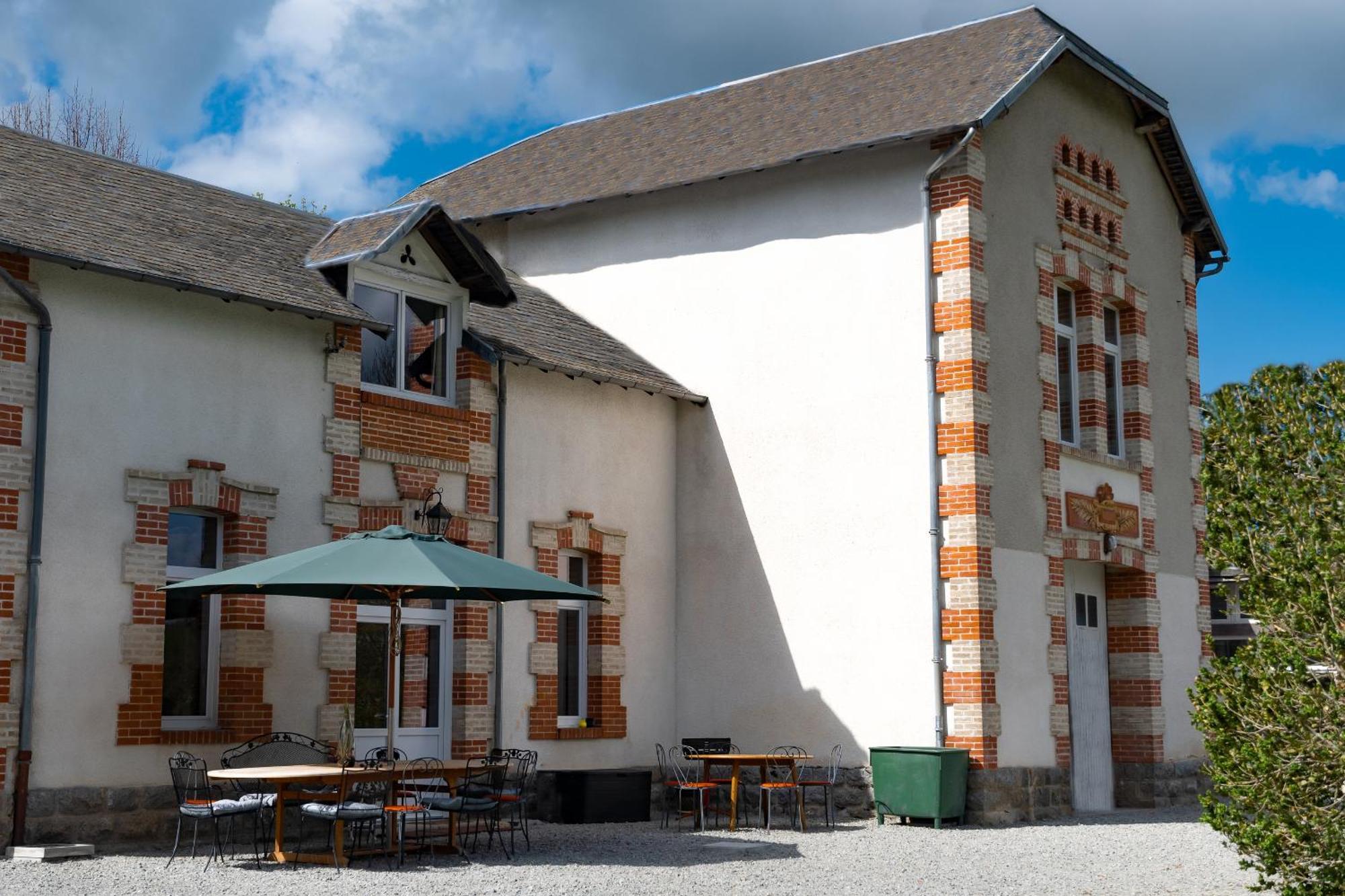 Bed and Breakfast Chateau De Chazelpaud à Saint-Bard Extérieur photo